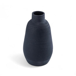 JARRÓN DE TERRACOTA NEGRA BOTELLA