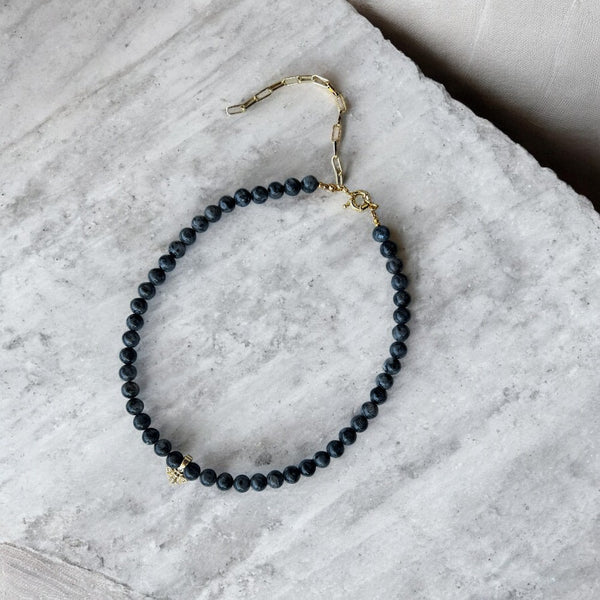 COLLAR CALA CORTO NEGRO