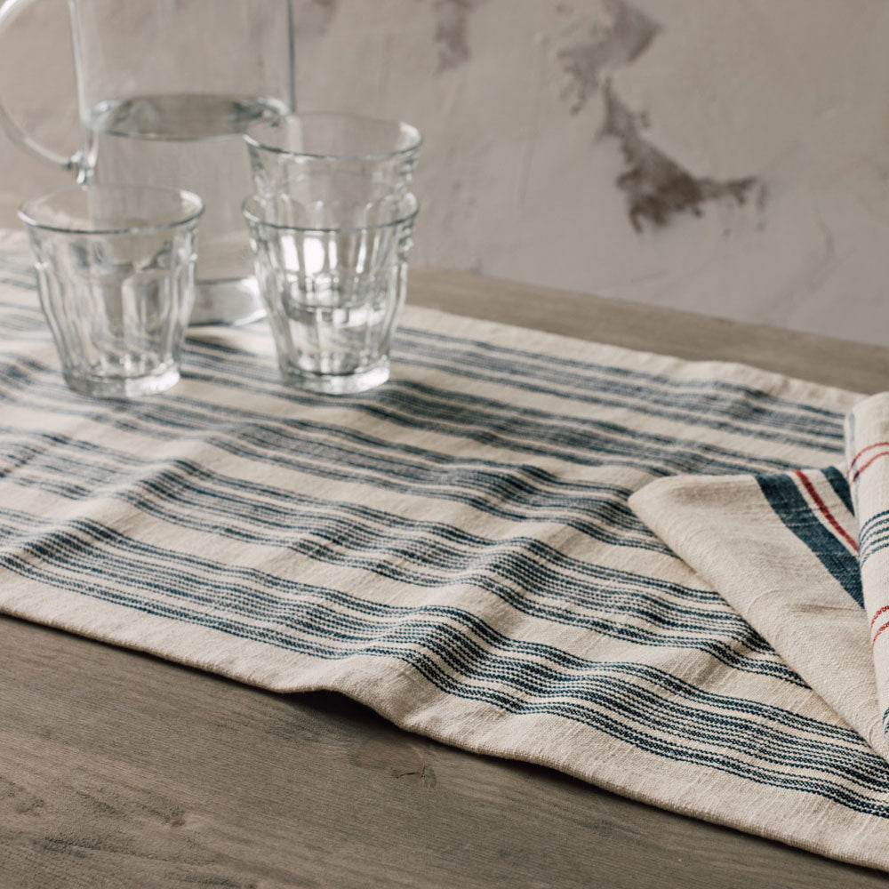 CAMINO DE MESA VINTAGE DELPHINE