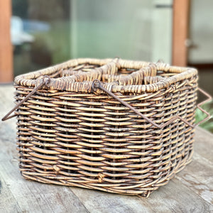 CANASTO LECHERO ANTIGUO