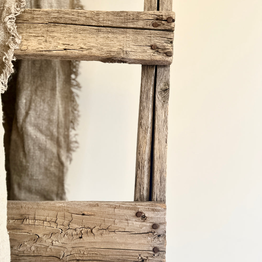 ESCALERA CARPINTERO ANTIGUA