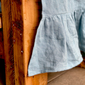 CAMINO DE MESA CON DETALLE DE VUELO