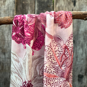 PAÑUELO LARGO DE ALGODÓN  FLEURS EXOTIQUES ROSE