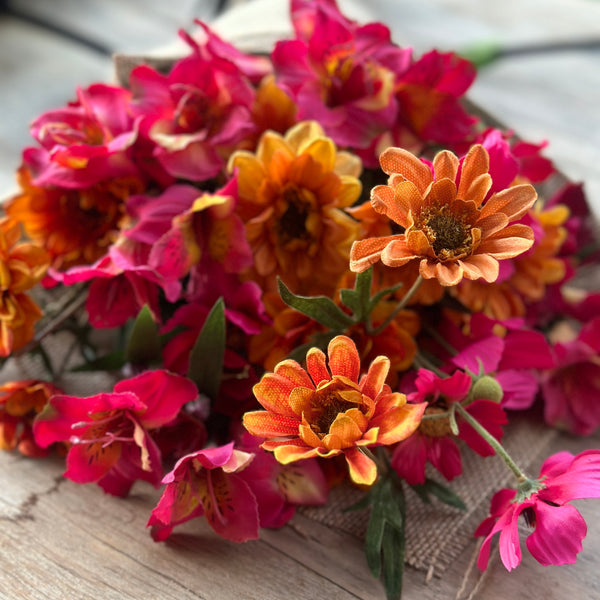 RAMO DE FLORES ASTROMELIAS Y CRISANTEMOS