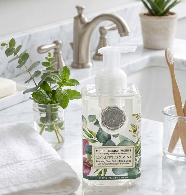 JABÓN ESPUMA EUCALYPTUS & MINT