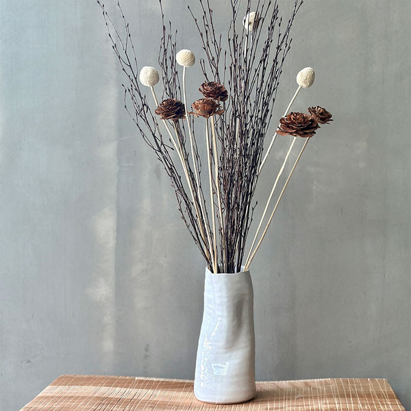 ARREGLO ROSA DE CEDRO Y ABEDUL