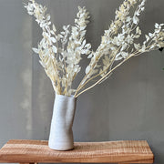 ARREGLO RUSCUS Y TEGAN VASE