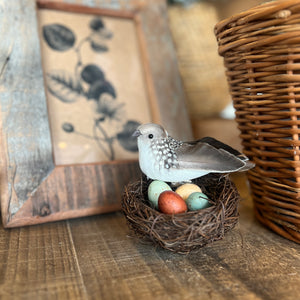 NIDO CON PÁJARO XL Y HUEVITOS