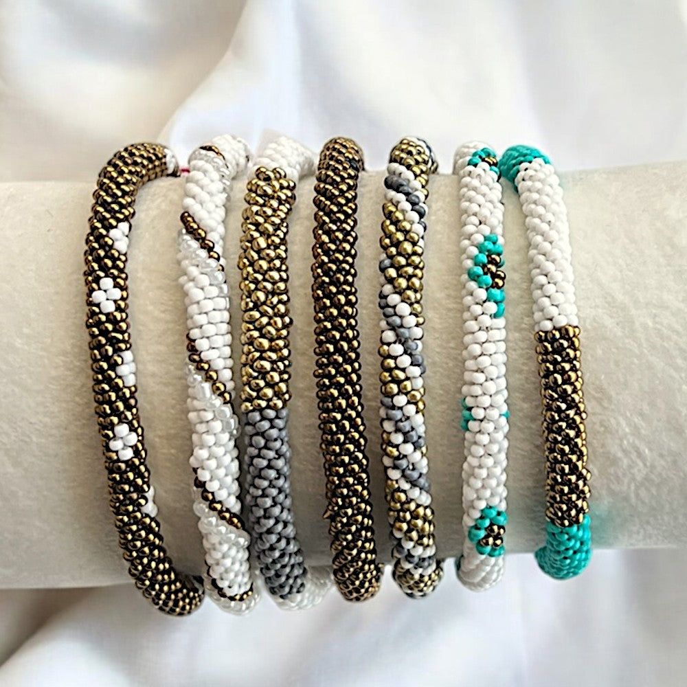 BRAZALETE PETITES PERLES BLEU CLAIR A