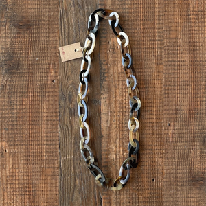 COLLAR ANNEAUX DE CORNE MARRON