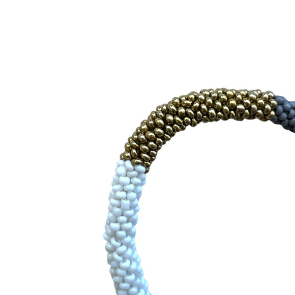 BRAZALETE PETITES PERLES GRIS CLAIR A