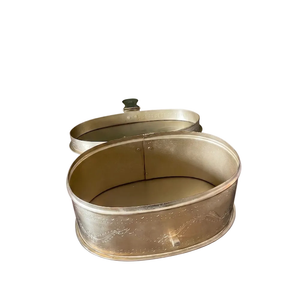 CAJA OVALADA CON TAPA DORADA L