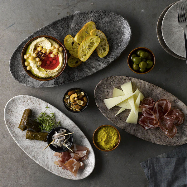 CHURCHILL PLATO CUARZO NEGRO OVALADO 30CM