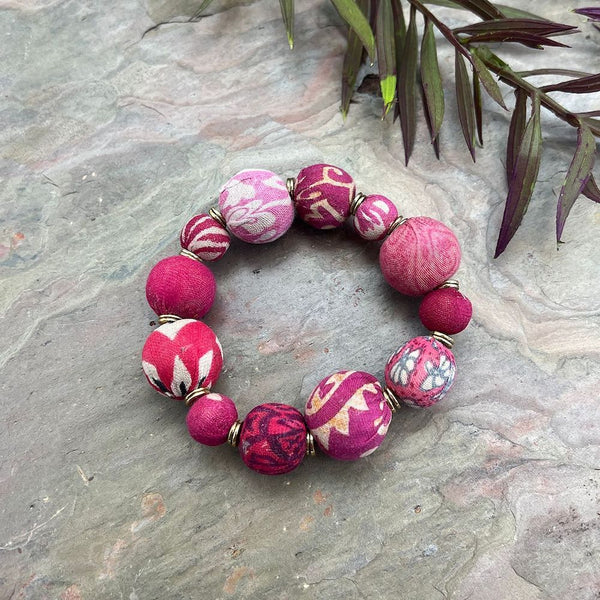 PULSERA TELA GRANDE FUCSIA