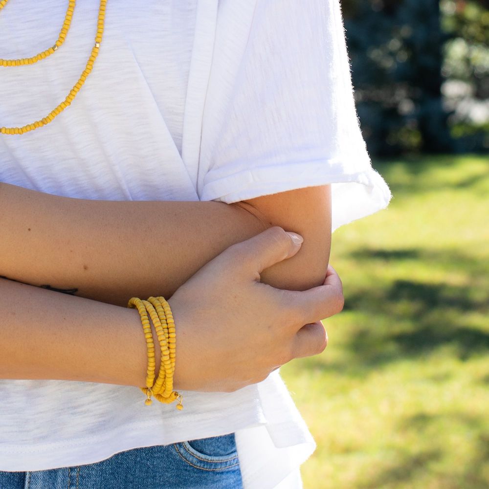 PULSERA MADERA ESPIRAL AMARILLA