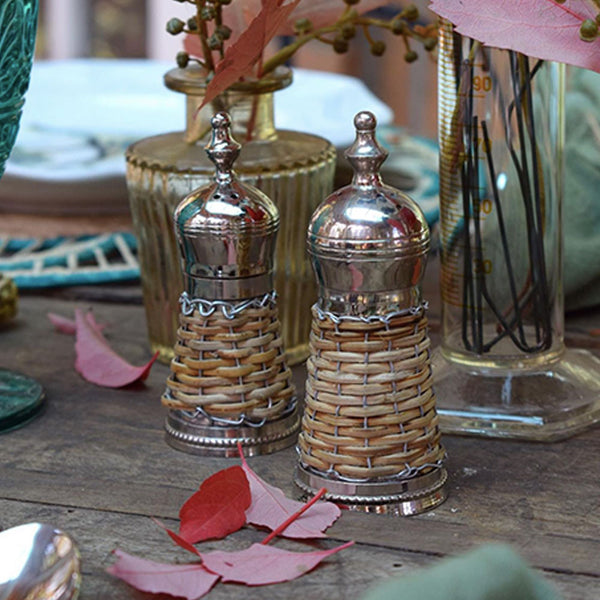 SET SALERO Y PIMENTERO WICKER